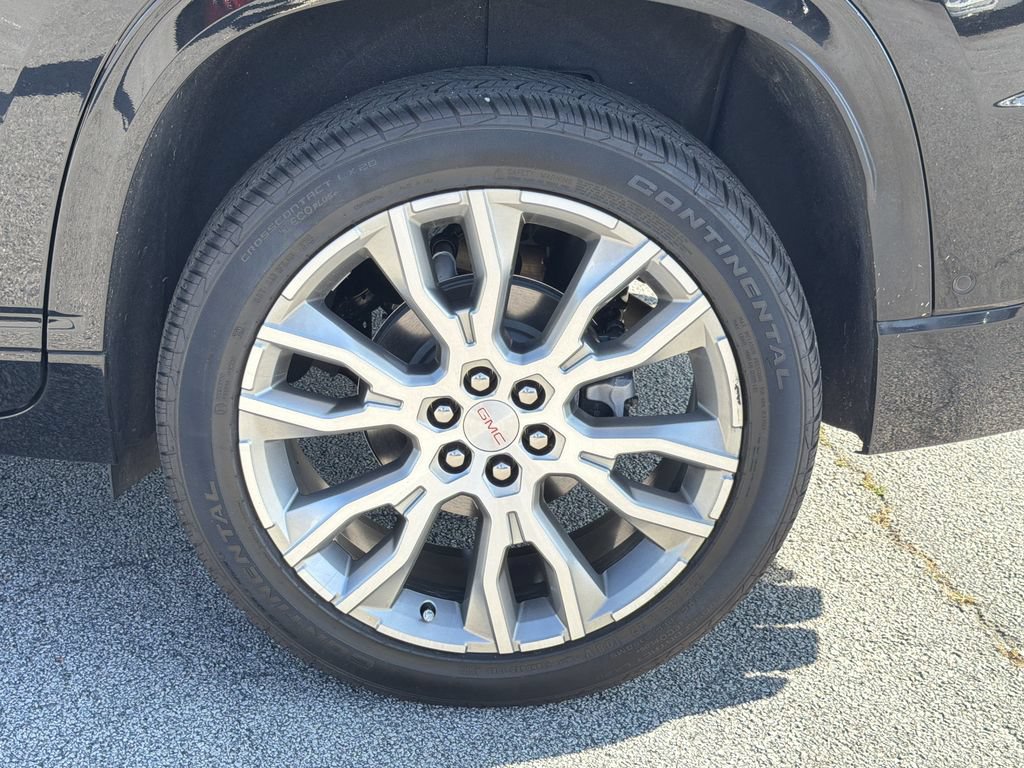 Used 2025 GMC Acadia Denali w/ Super Cruise Package FWD image 36