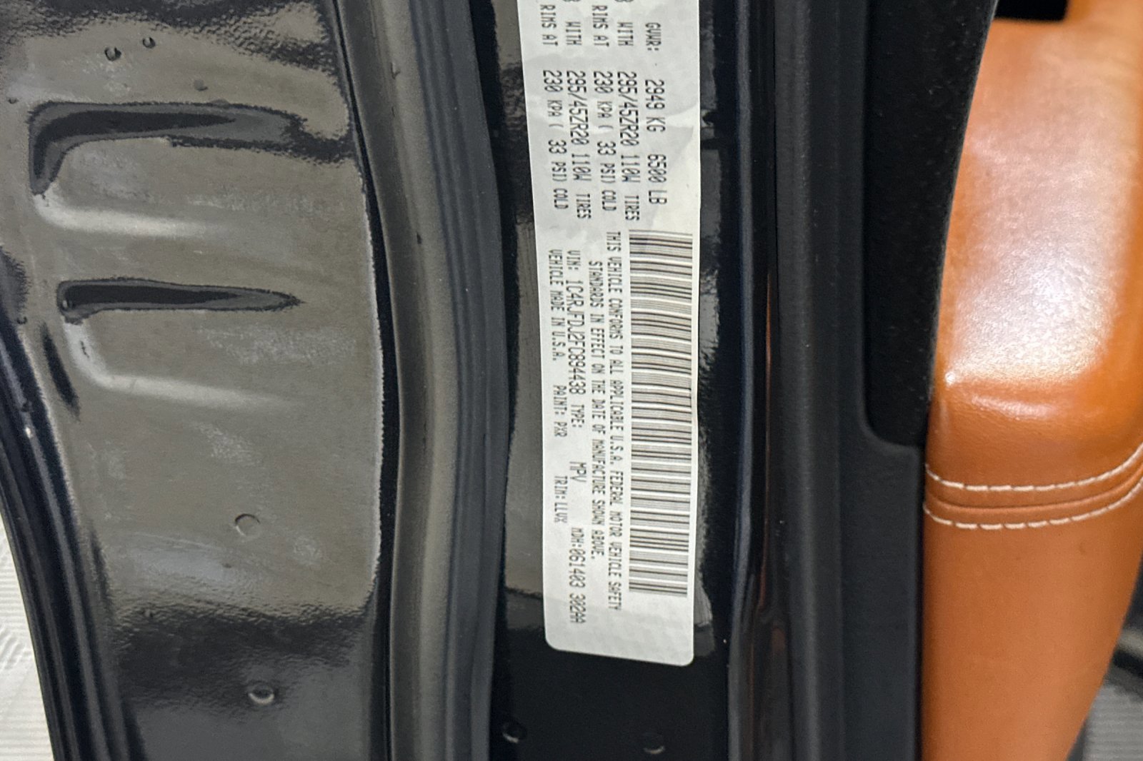 Used 2015 Jeep Grand Cherokee SRT w/ Trailer Tow Group IV image 55