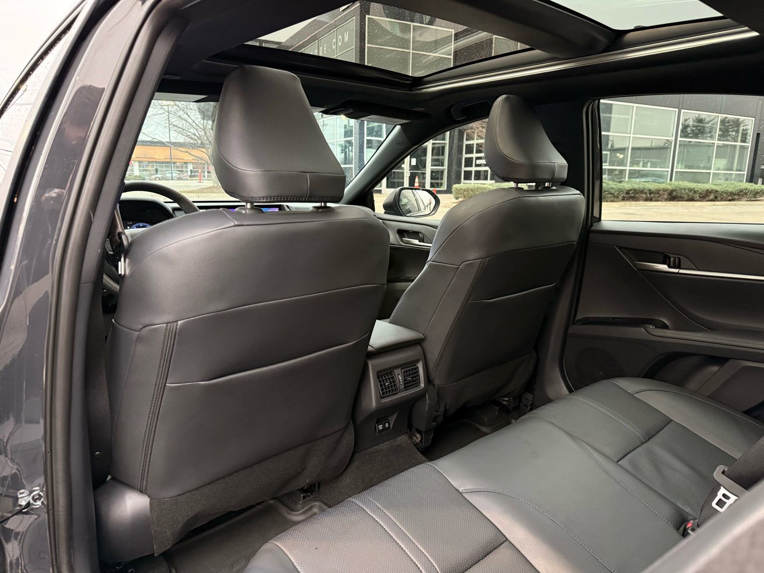 Used 2025 Toyota Camry XSE image 37