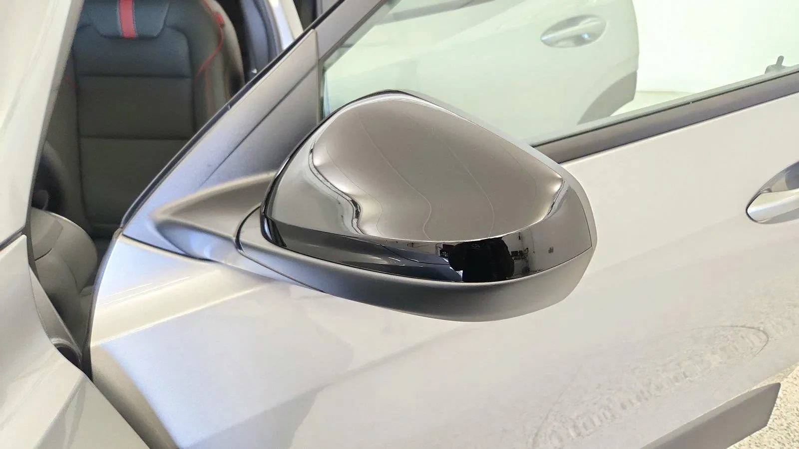 New 2026 Chevrolet Trax RS w/ Sunroof Package FWD image 37