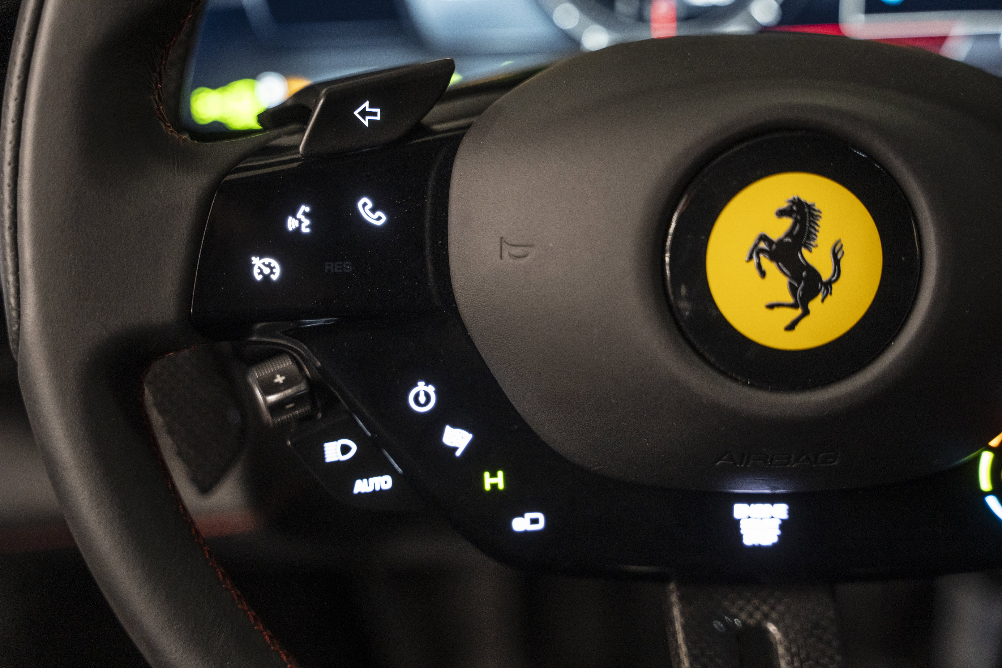 Used 2023 Ferrari 296 GTB RWD image 37