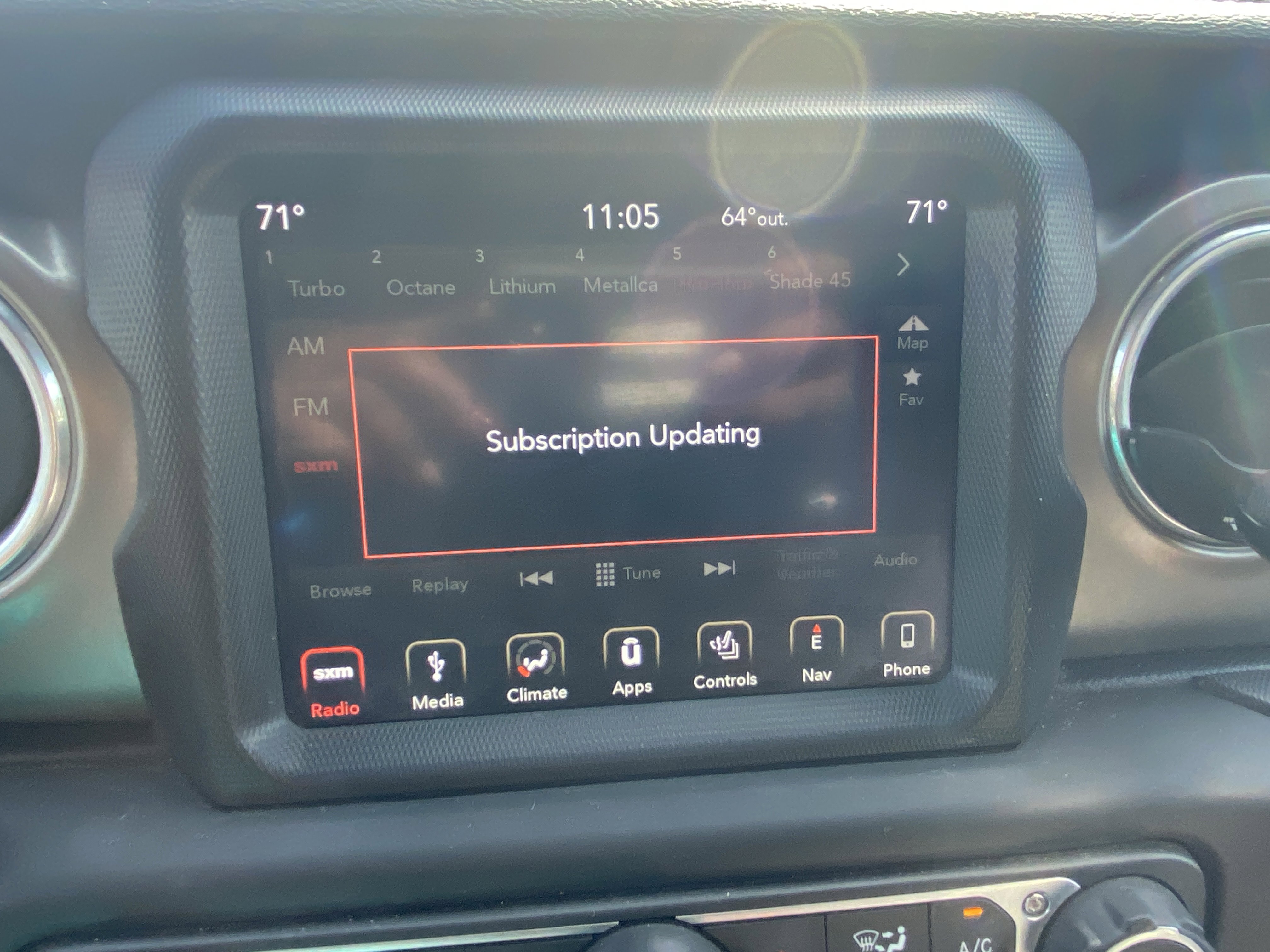 Used 2018 Jeep Wrangler Unlimited Rubicon image 14