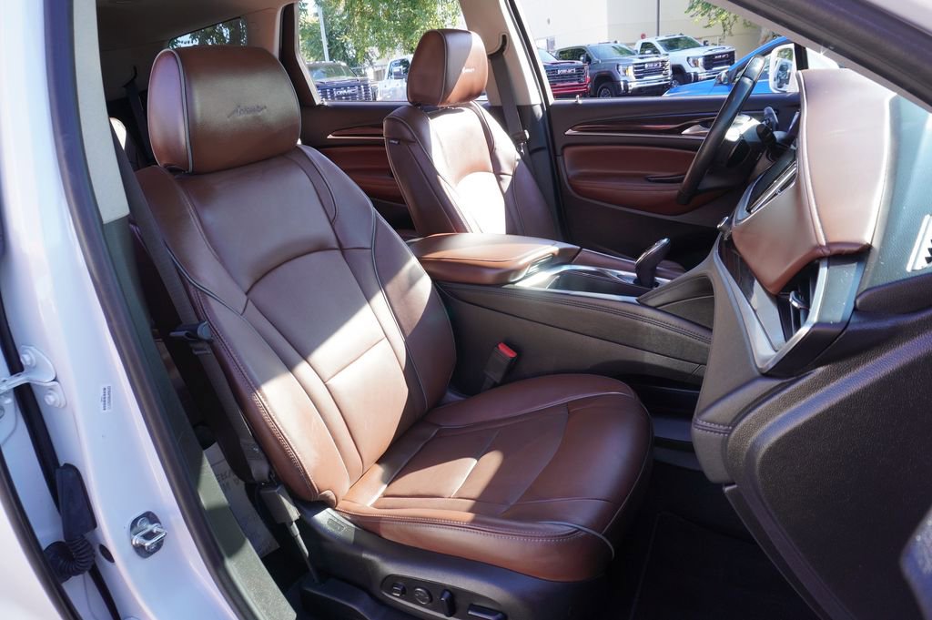 Used 2020 Buick Enclave Avenir w/ Avenir Technology Package image 13