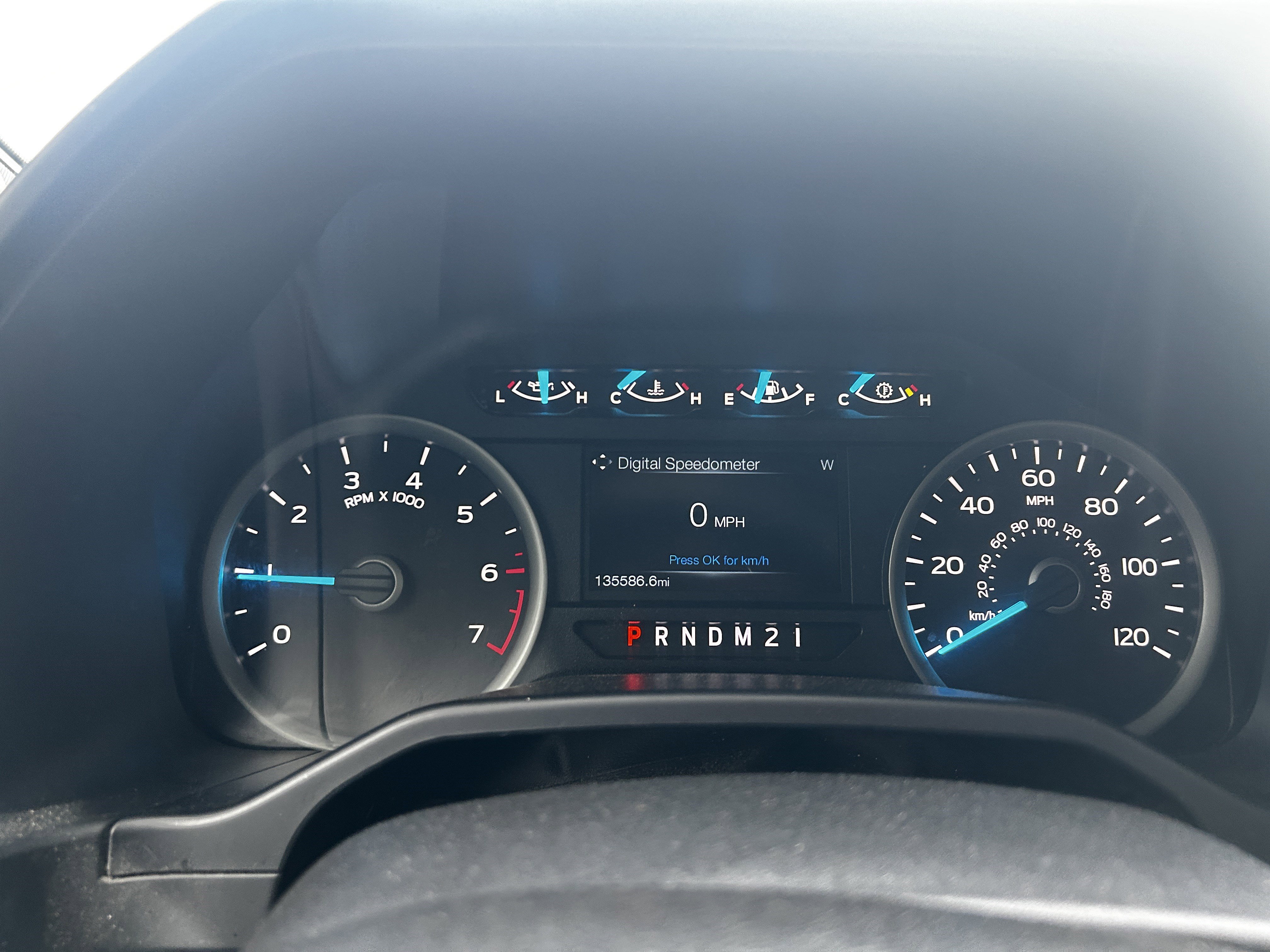 Used 2015 Ford F150 XLT w/ Equipment Group 302A Luxury AWD/4WD image 16