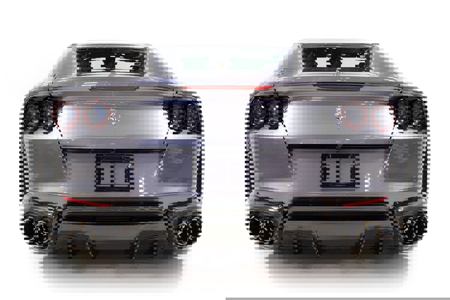 Used 2023 Ferrari 812 GTS image 8