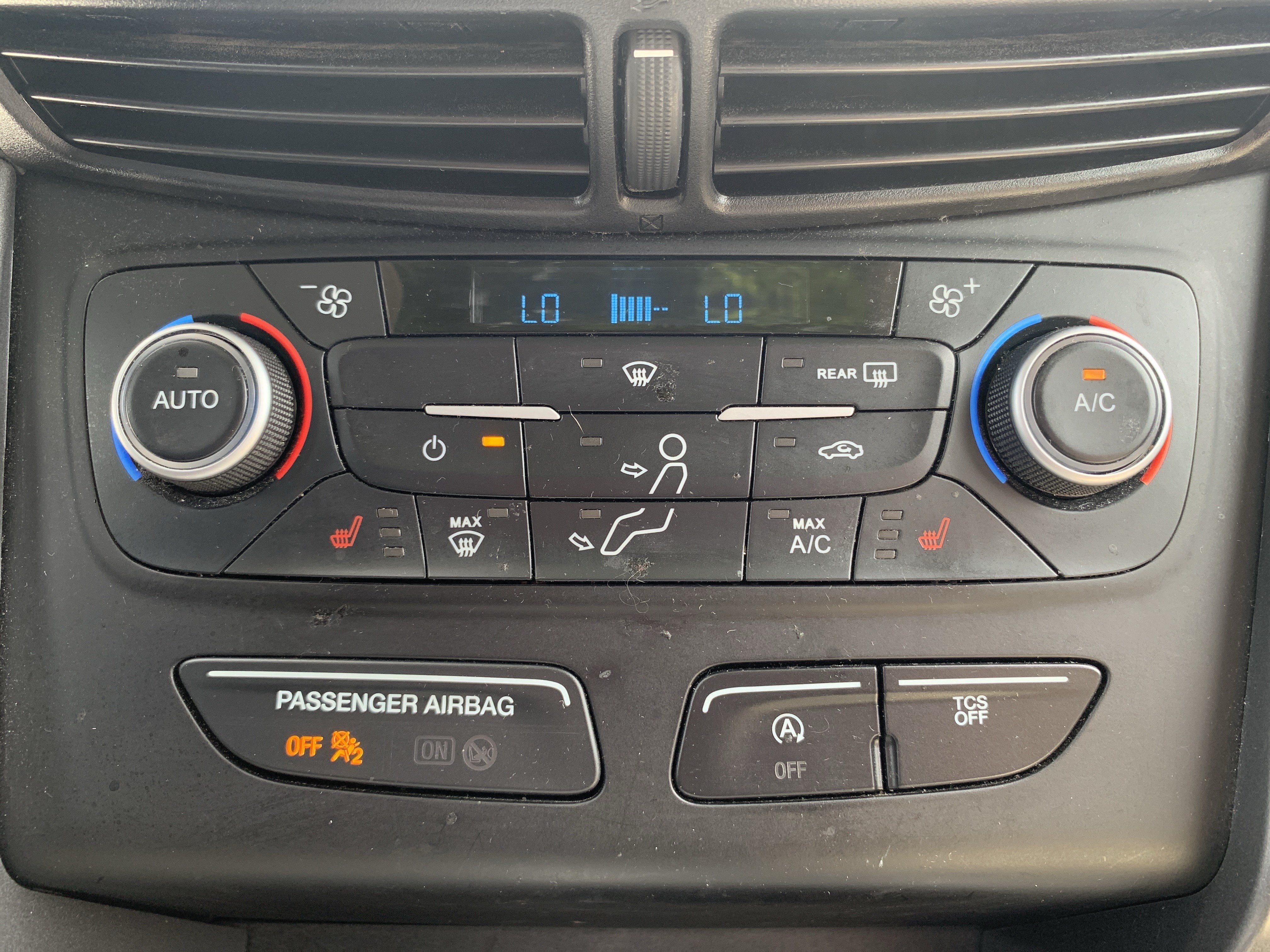 Used 2018 Ford Escape SEL FWD image 29
