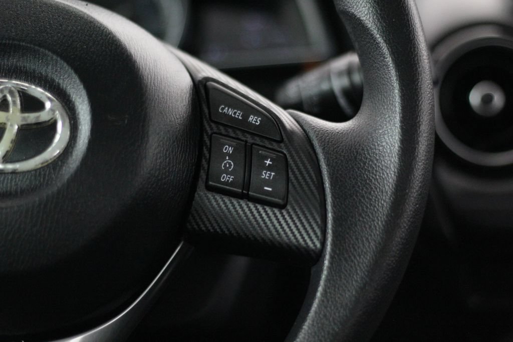 Used 2018 Toyota Yaris iA FWD image 13