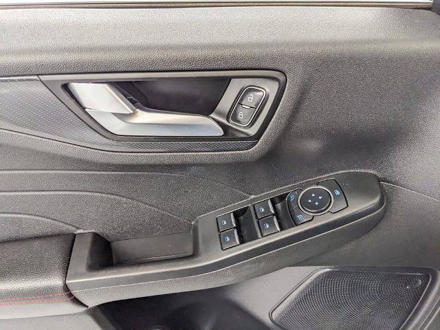 Certified 2024 Ford Escape ST-Line AWD/4WD image 13
