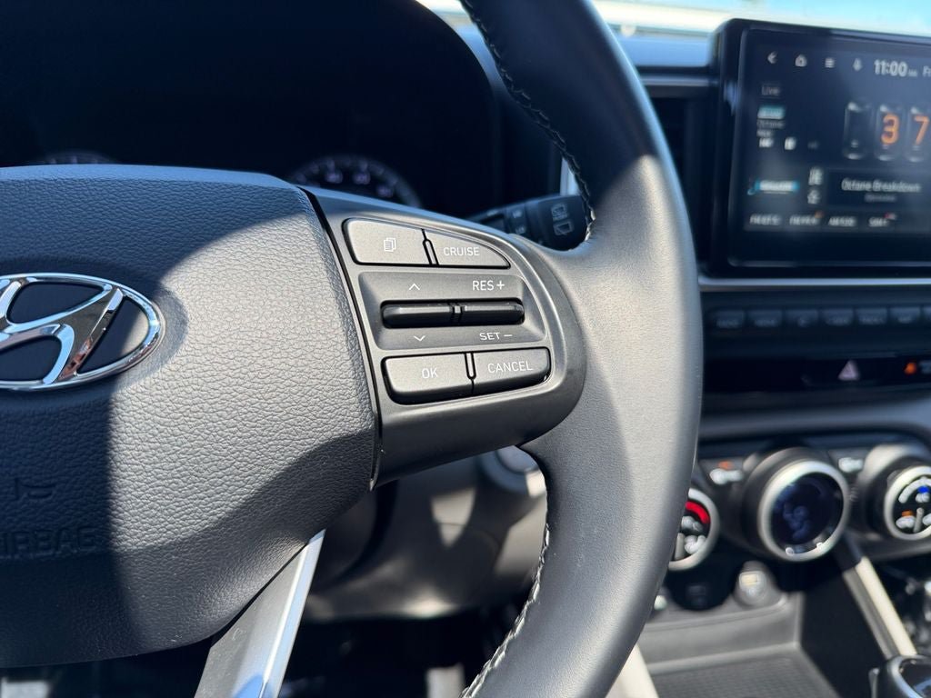 Used 2021 Hyundai Venue SEL w/ Premium Package FWD image 16
