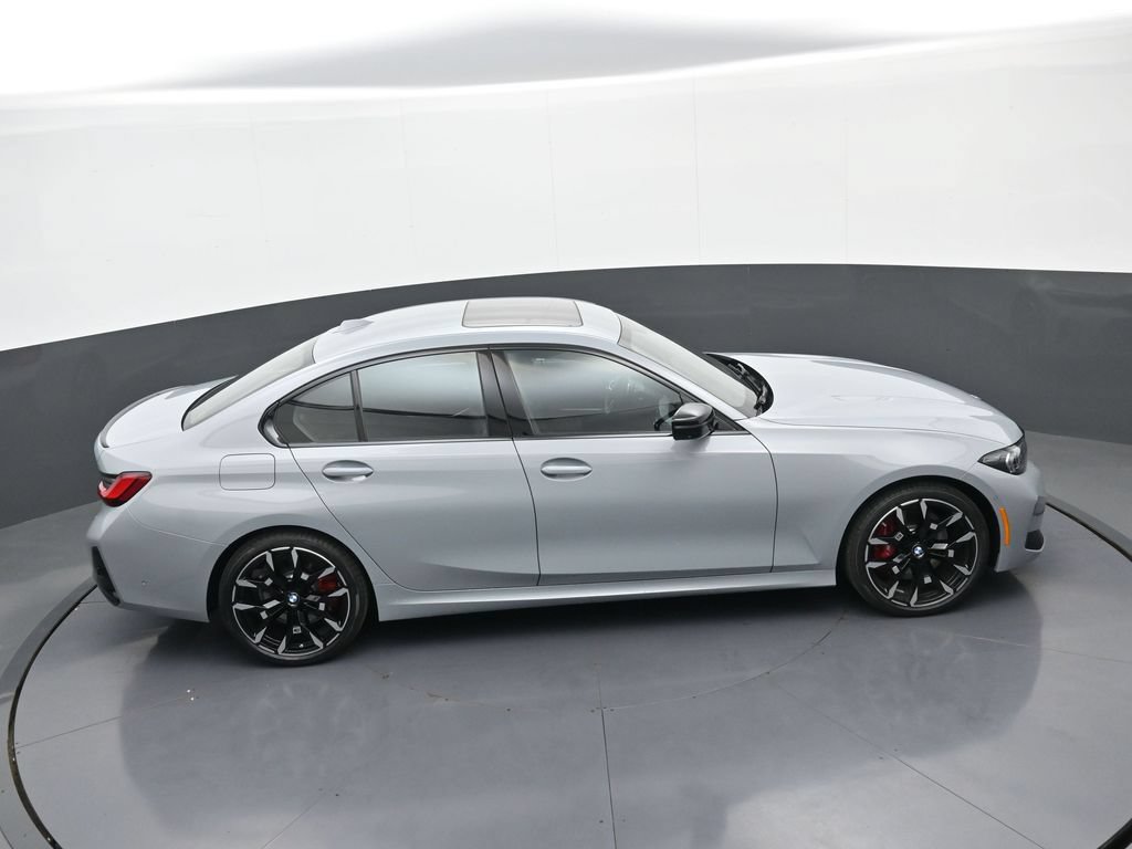 New 2026 BMW 330i xDrive Sedan w/ M Sport Package AWD/4WD image 37