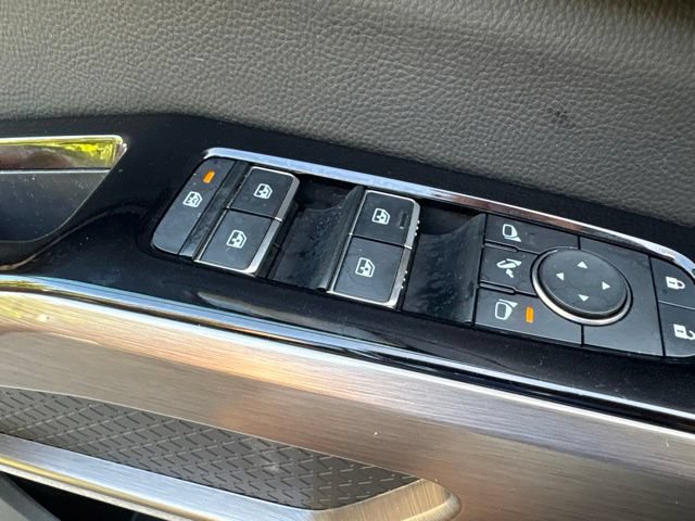 Certified 2025 Nissan Pathfinder Platinum AWD/4WD image 13
