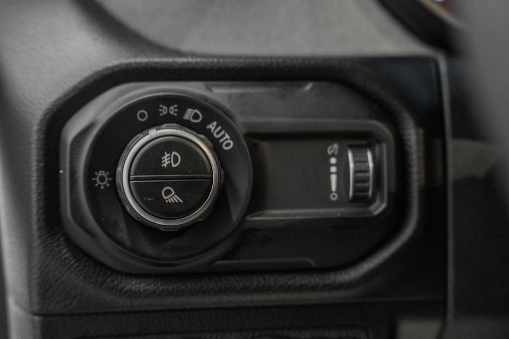 New 2025 Jeep Gladiator Sport image 36