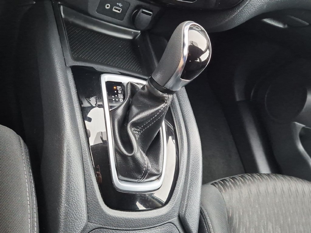Used 2018 Nissan Rogue S AWD/4WD image 20