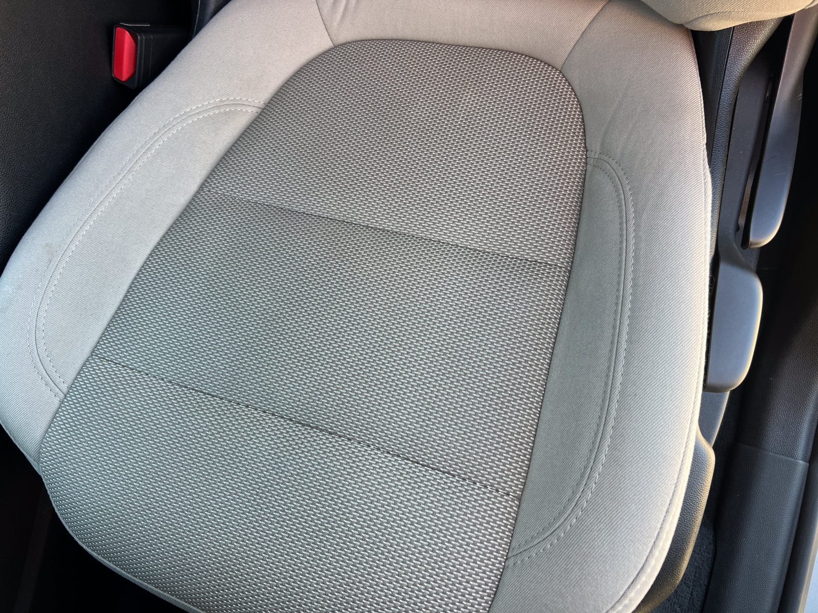 Used 2024 Chevrolet Traverse LS w/ Safety Package FWD image 16