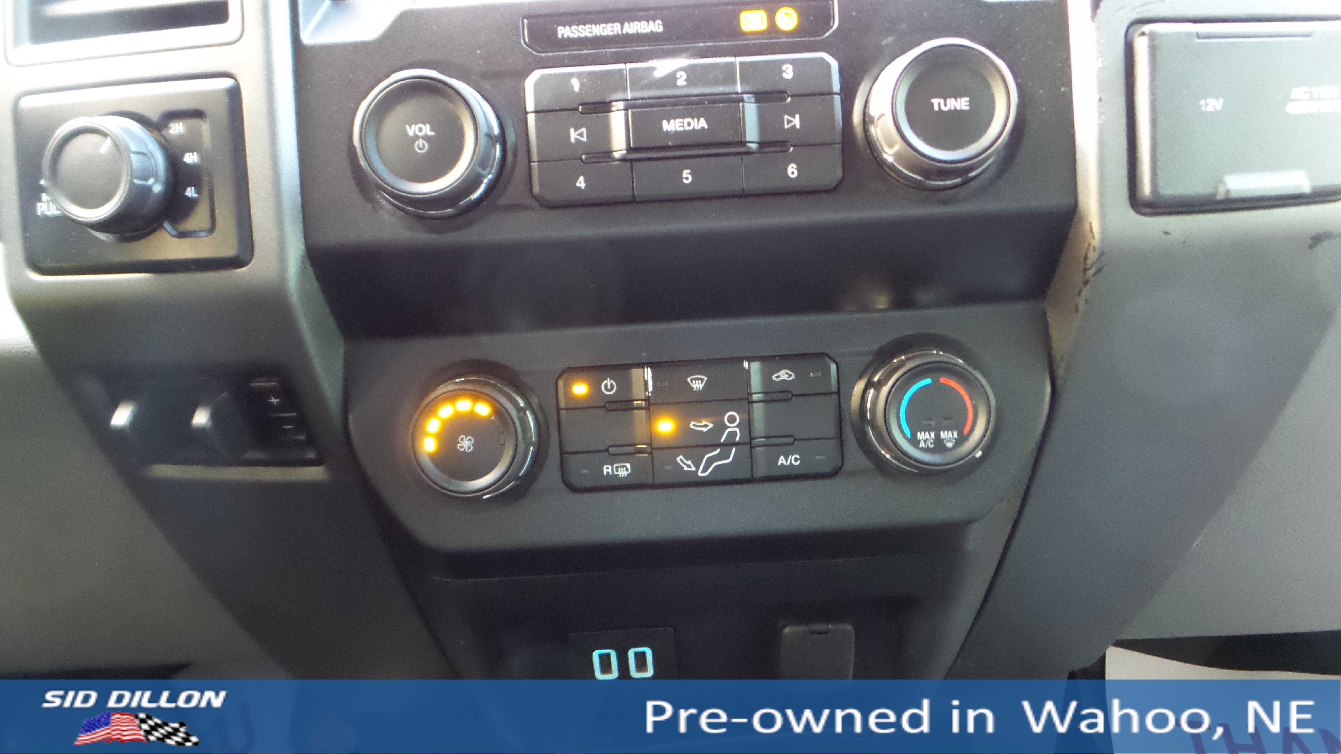 Used 2019 Ford F250 XL w/ STX Appearance Package image 17