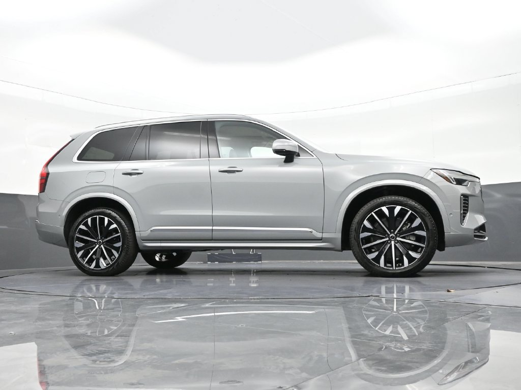 Used 2026 Volvo XC90 B6 Ultra w/ Protection Package AWD/4WD image 30