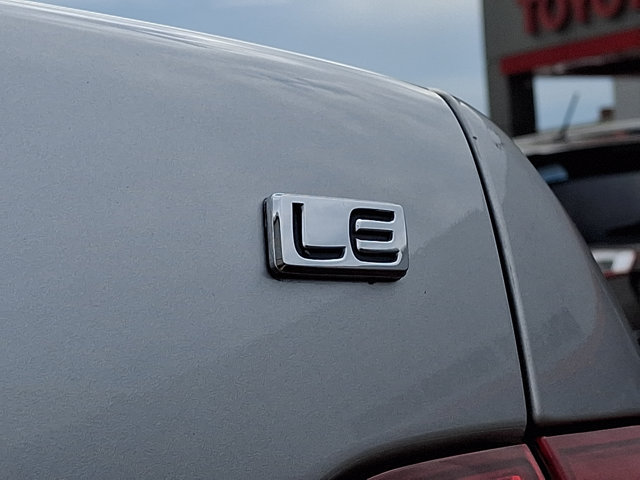 Used 2010 Toyota Corolla LE FWD image 30
