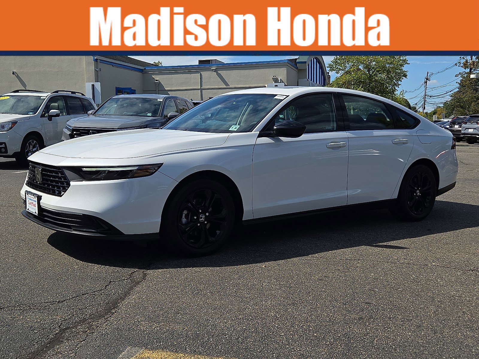 Used 2025 Honda Accord SE image 1