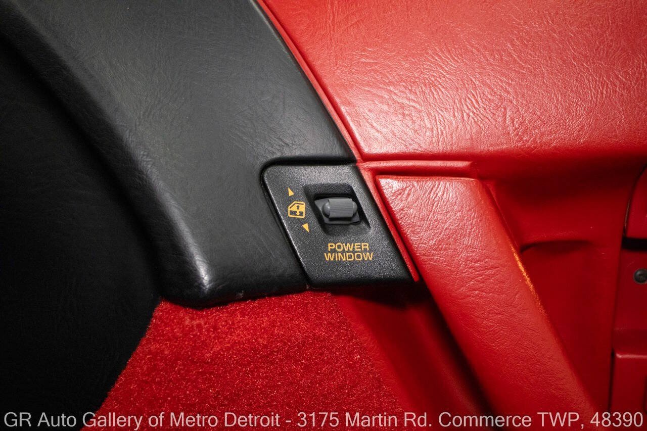 Used 1990 Chevrolet Corvette ZR-1 RWD image 36