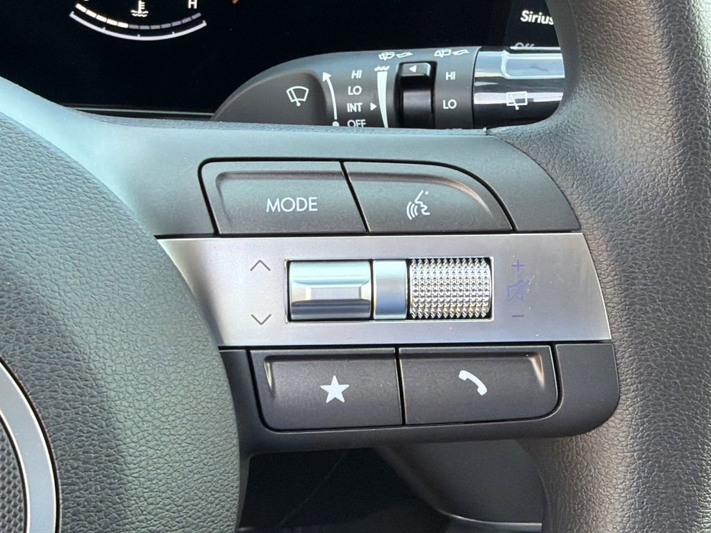 New 2026 Hyundai Kona SE image 25