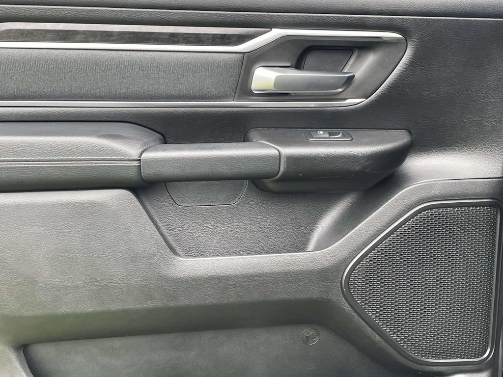 Used 2022 RAM 1500 Big Horn AWD/4WD image 10