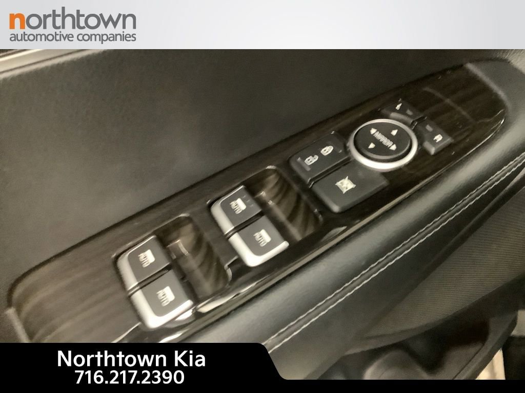 Used 2019 Kia Sorento LX image 13