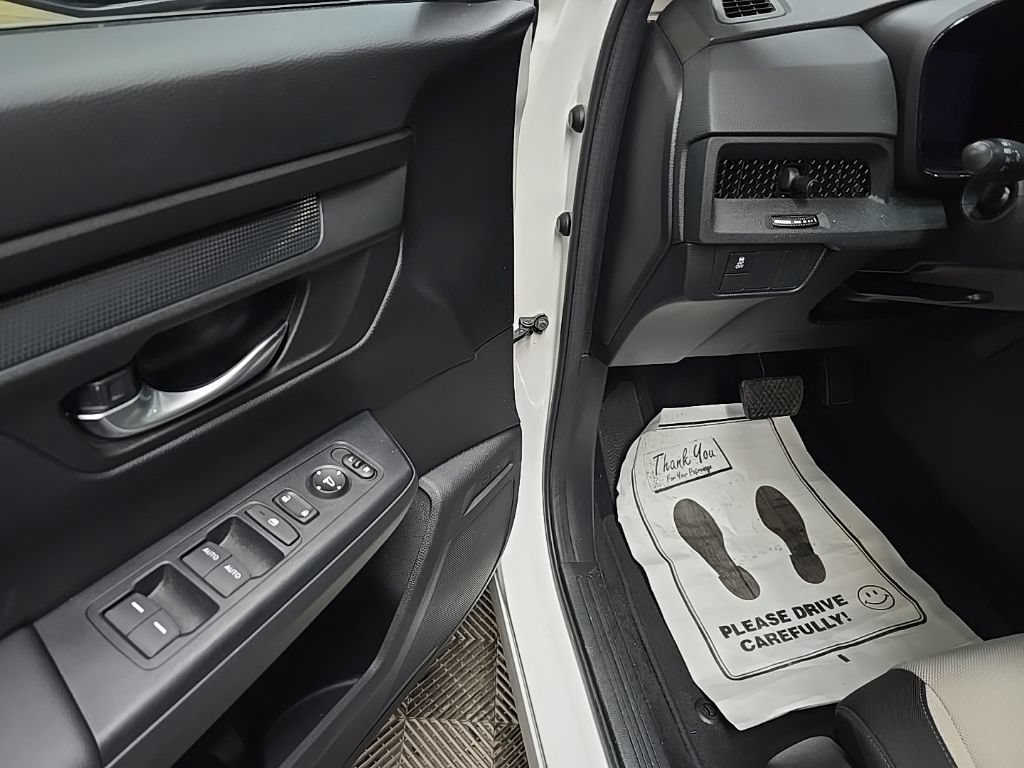 Used 2024 Honda CR-V EX image 29