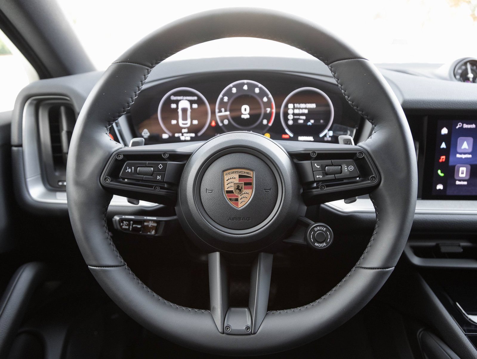 Certified 2026 Porsche Cayenne Coupe AWD/4WD image 13