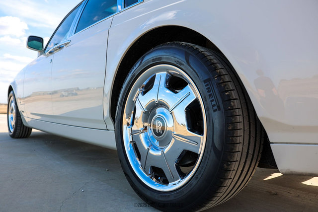 Used 2012 Rolls-Royce Phantom Sedan image 62