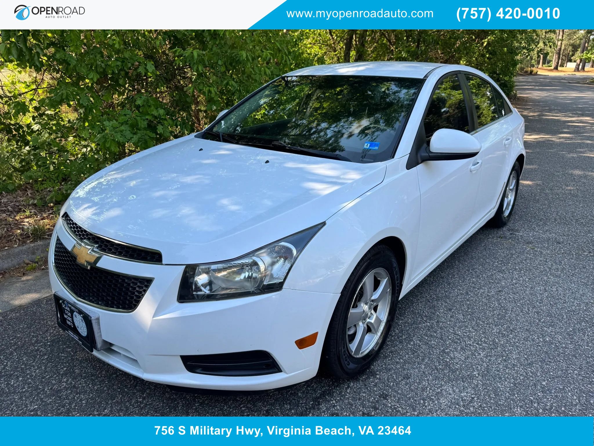 Used 2014 Chevrolet Cruze LT FWD image 1