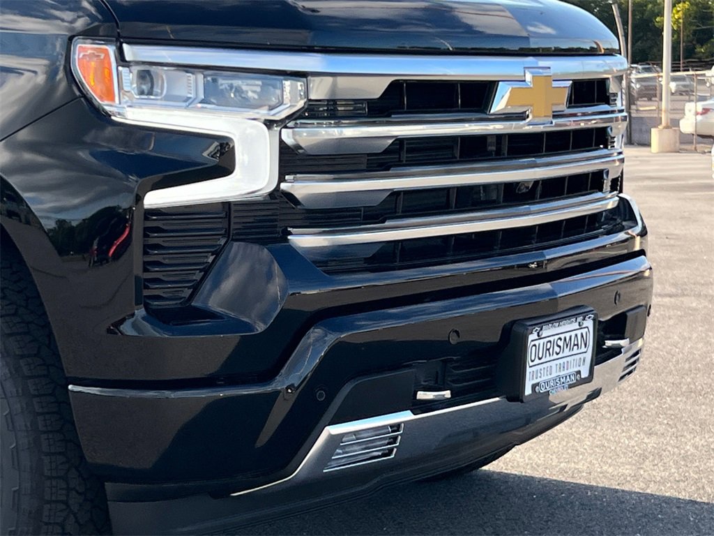 New 2026 Chevrolet Silverado 1500 High Country w/ Technology Package image 2