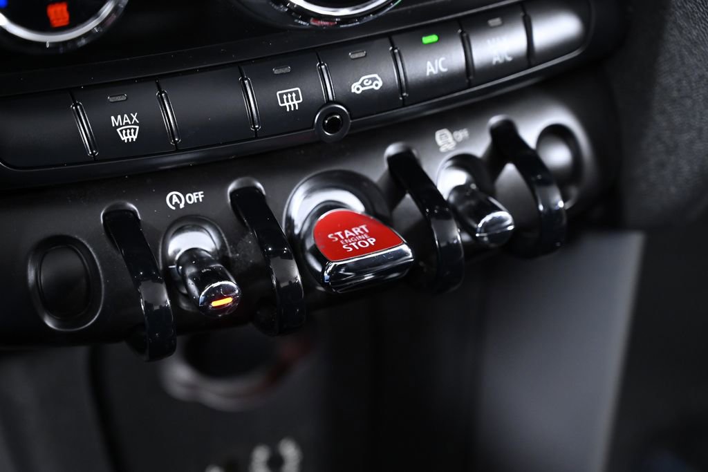 Used 2017 MINI Cooper Convertible image 18