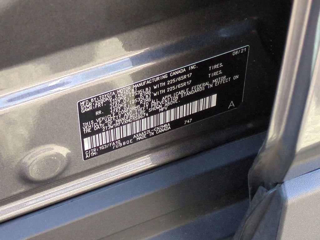 Used 2021 Toyota RAV4 XLE image 32