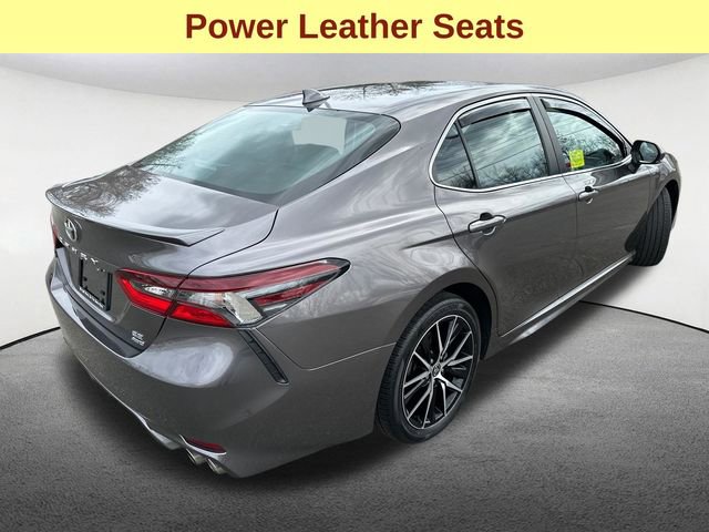 Used 2023 Toyota Camry SE w/ Cold Weather Package image 10