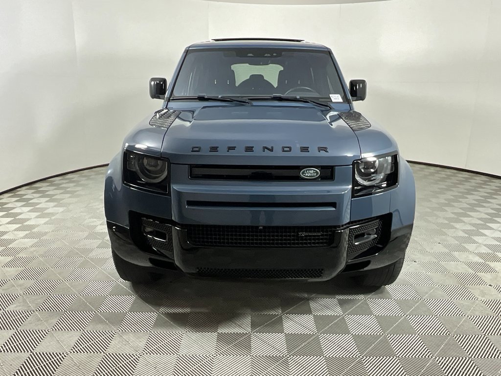Certified 2022 Land Rover Defender 110 X-Dynamic SE image 7