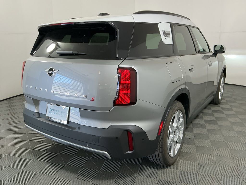 New 2026 MINI Cooper Countryman S w/ Comfort Package Max image 4