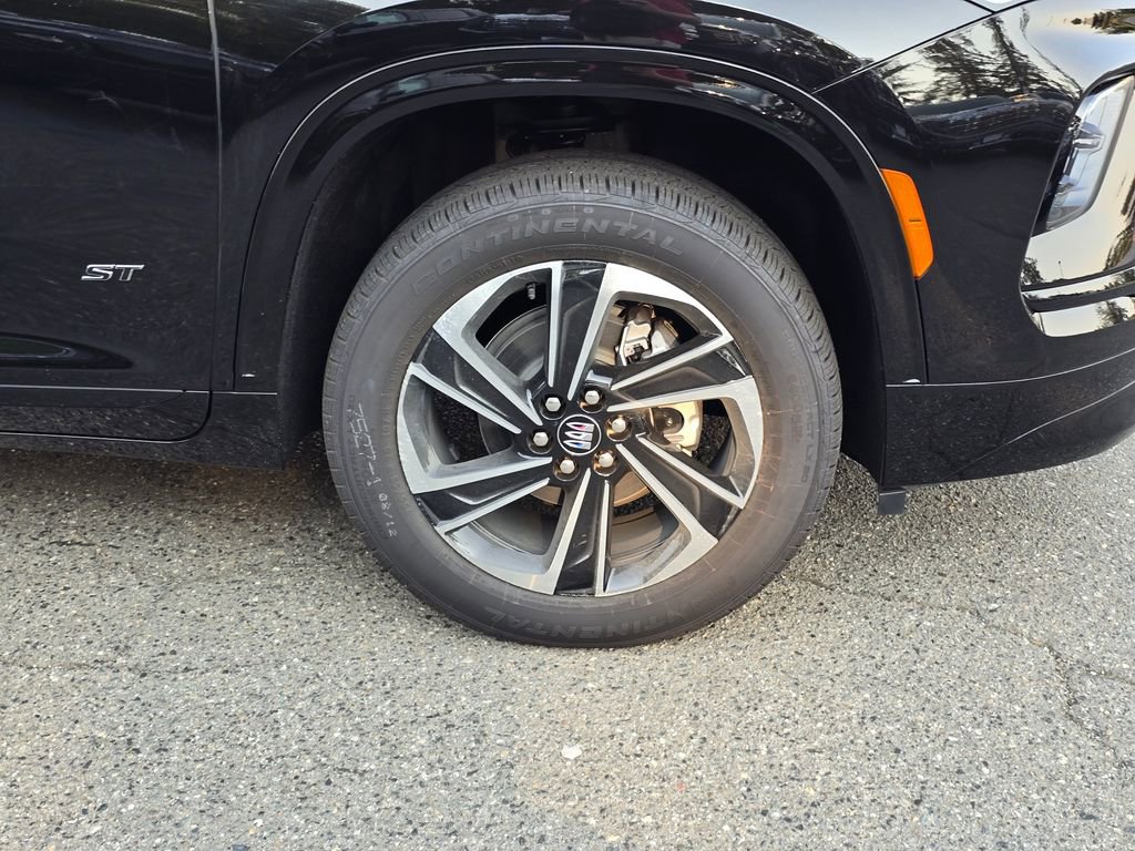 Used 2026 Buick Enclave Sport Touring w/ Power Package image 44