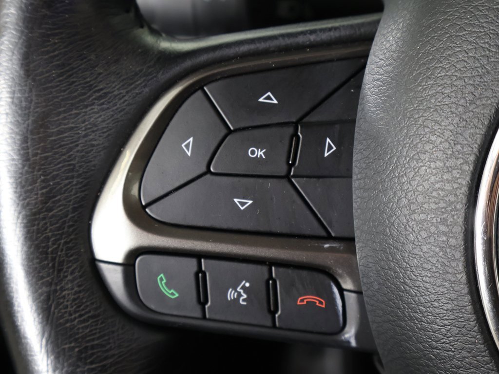 Used 2020 Jeep Renegade Limited w/ Trailer Tow Group image 39