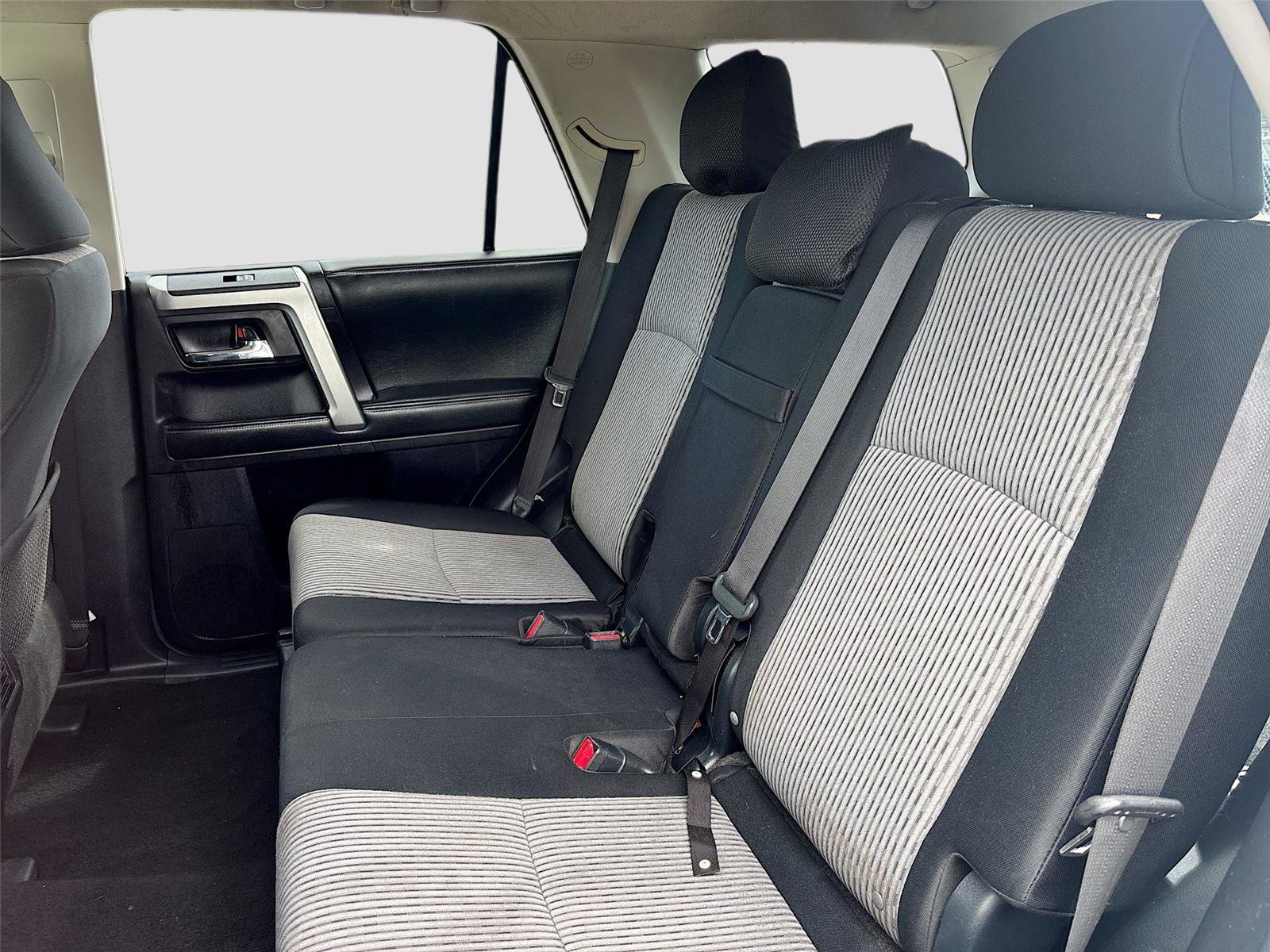 Used 2014 Toyota 4Runner SR5 Premium image 24