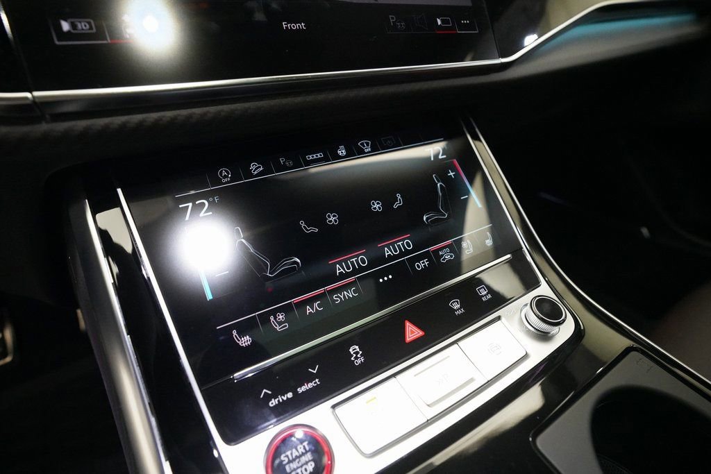 New 2026 Audi RS Q8 performance image 20