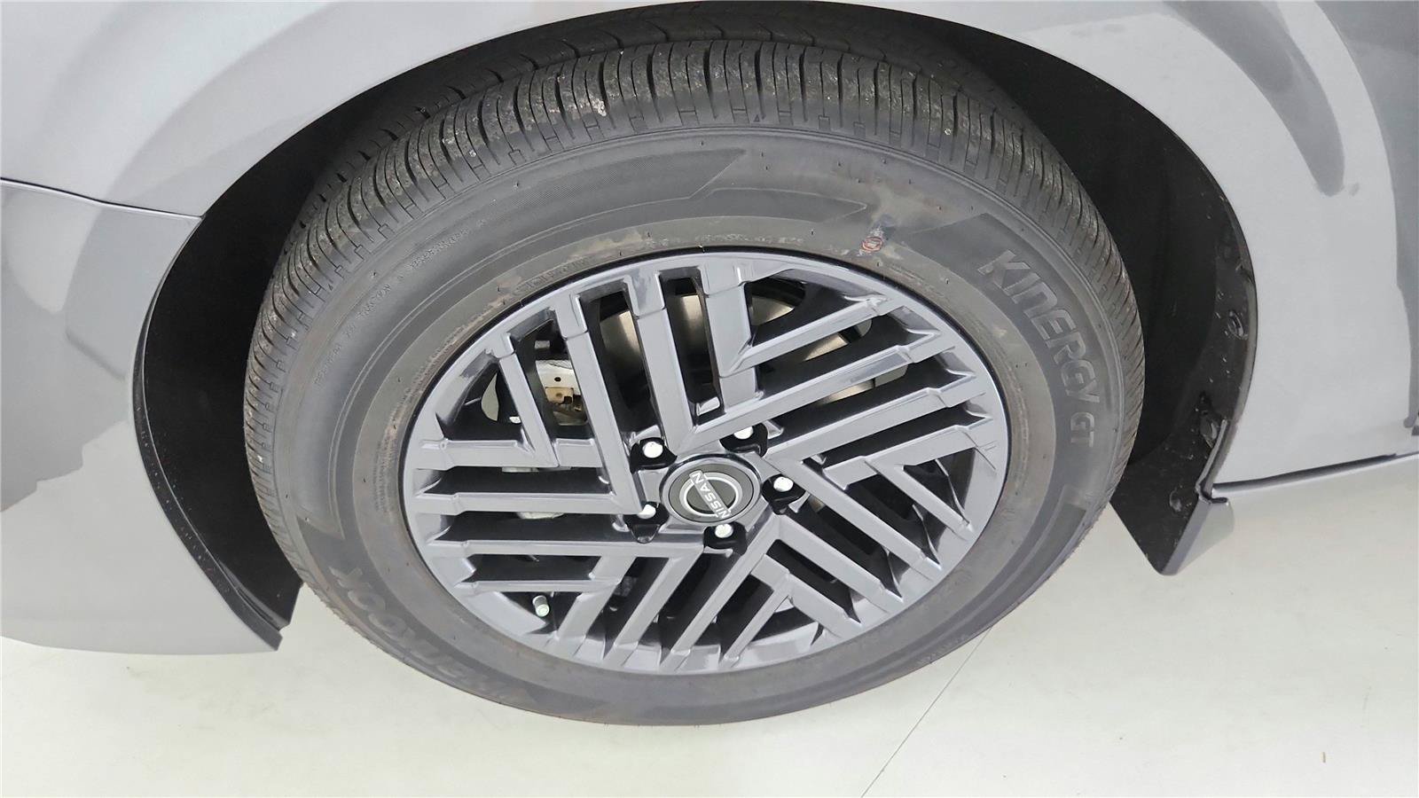 Used 2026 Nissan Sentra SV w/ Floor Mat Package FWD image 33
