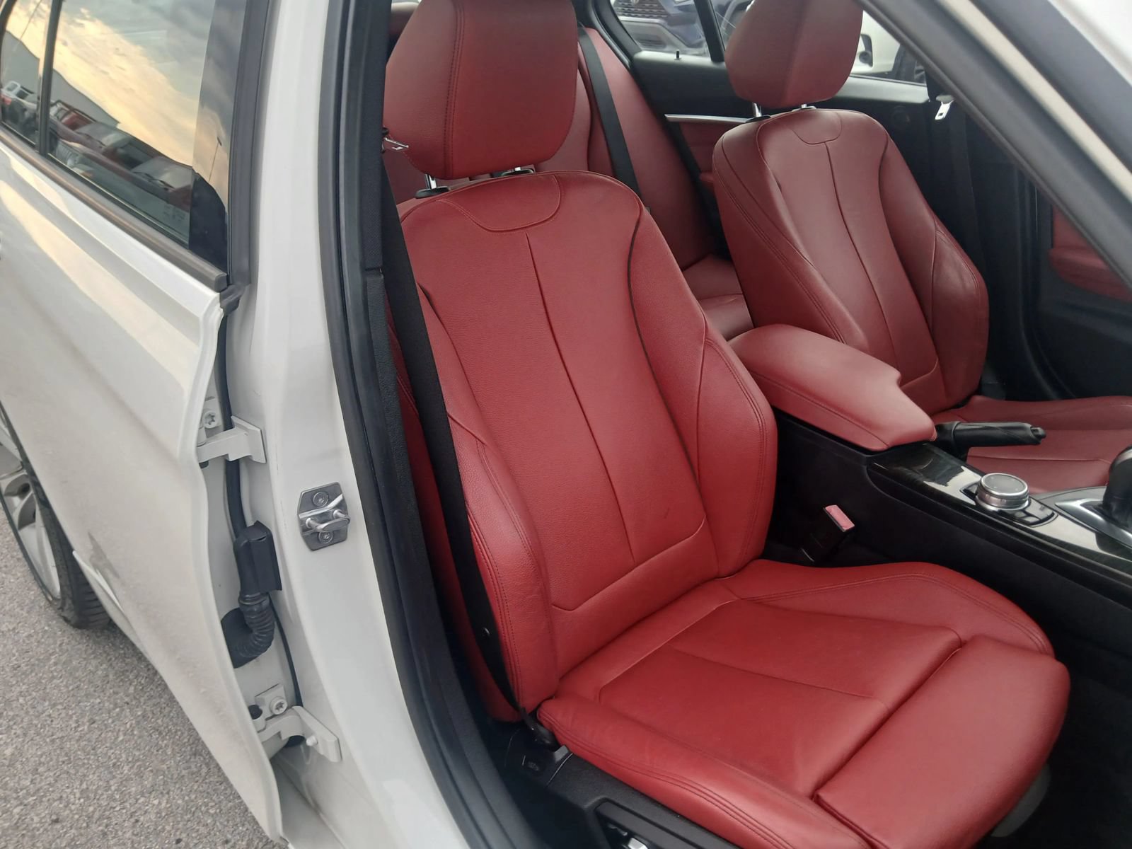 Used 2016 BMW 328i Sedan RWD image 17
