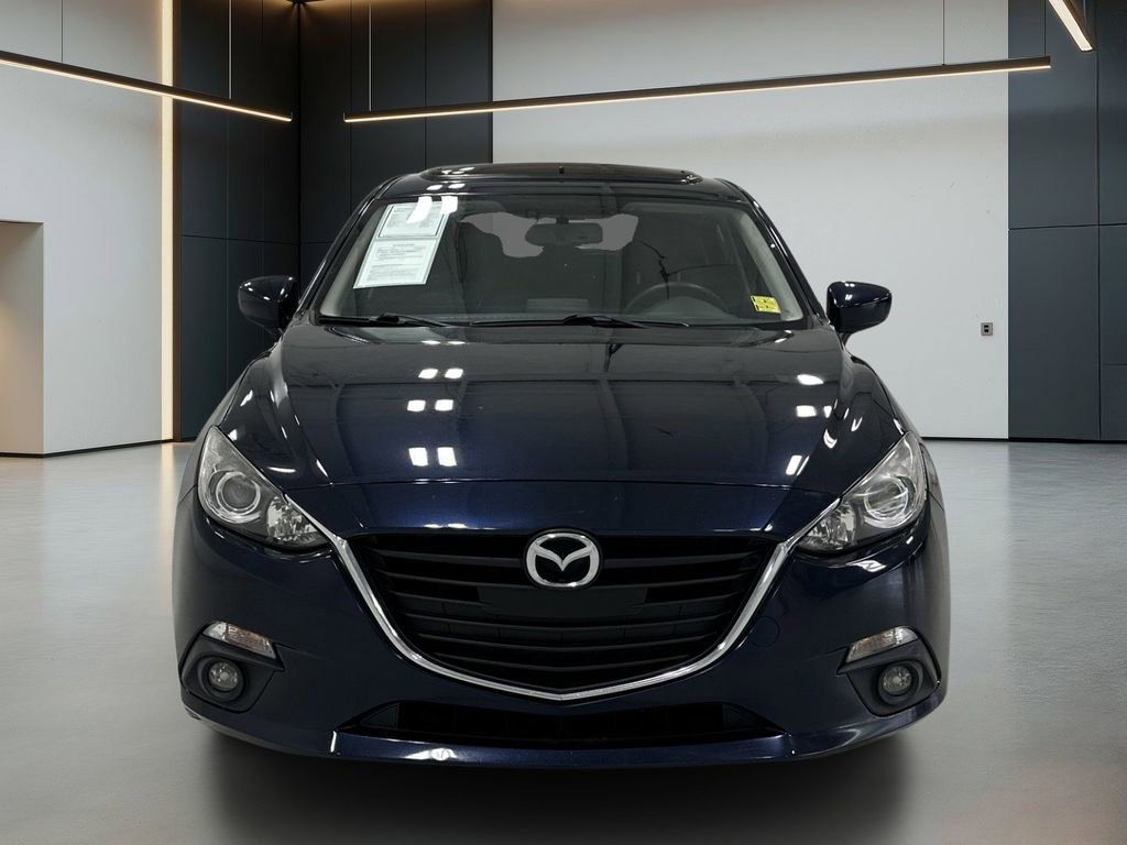Used 2016 MAZDA MAZDA3 i Touring w/ Popular Equipment Package image 4