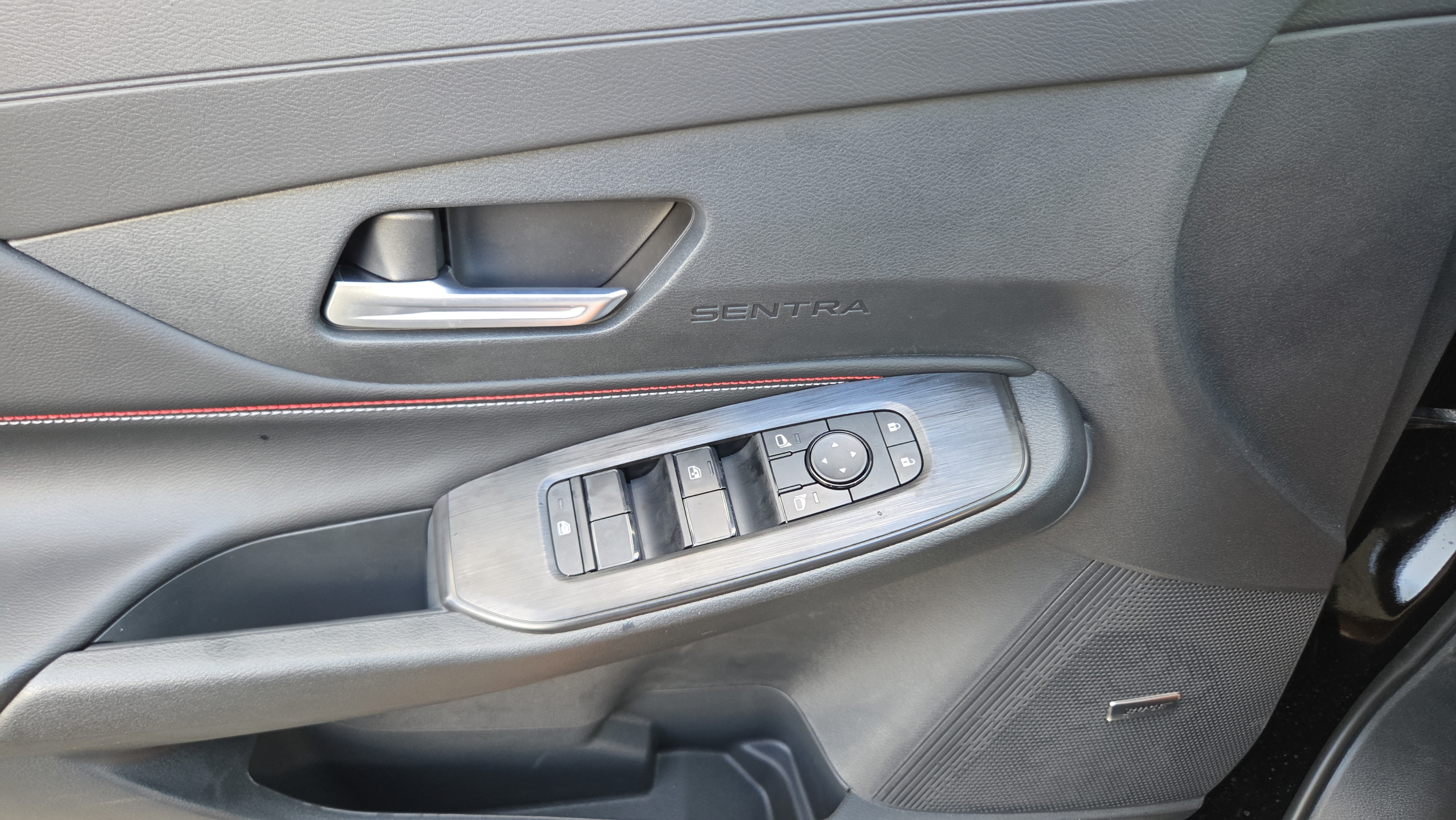 New 2027 Nissan Sentra SR w/ SR Premium Package FWD image 27