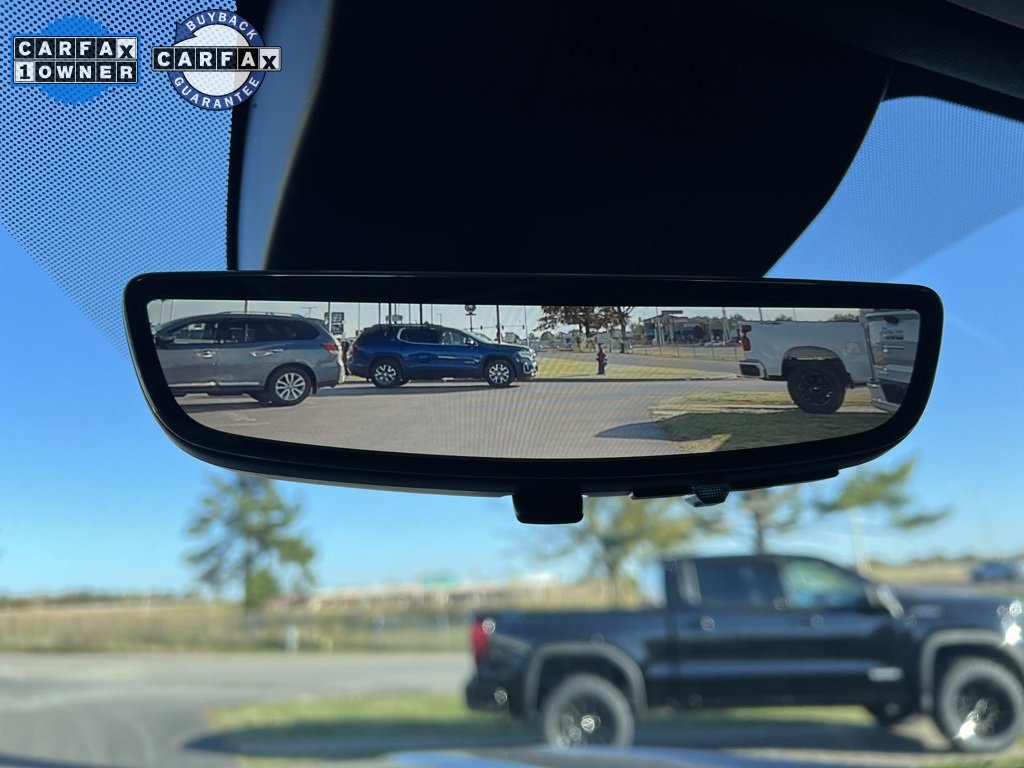 Used 2023 GMC Yukon XL Denali Ultimate image 21