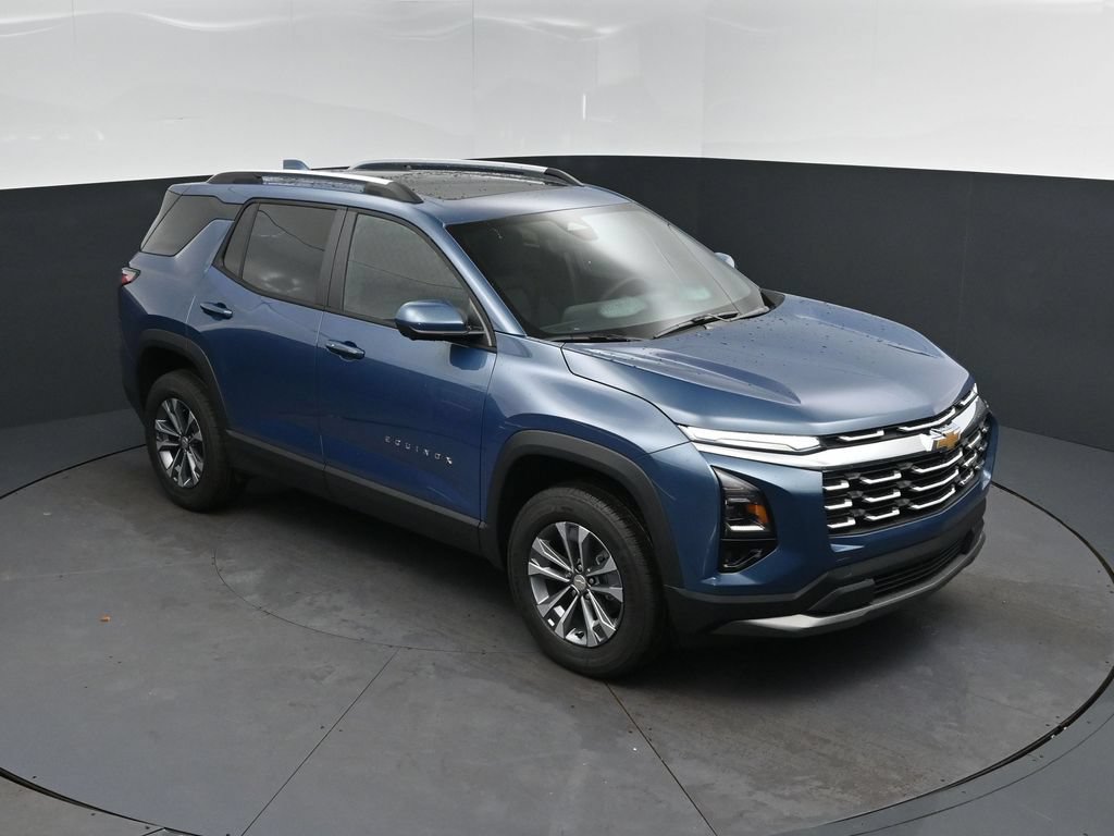 New 2026 Chevrolet Equinox LT w/ Safety and Technology Package FWD image 32