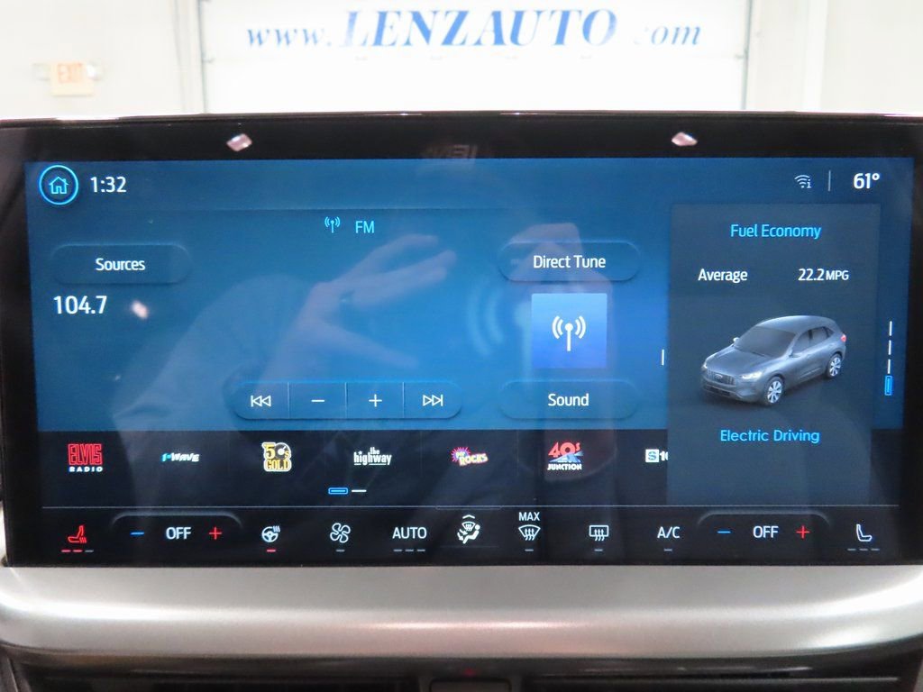 Used 2023 Ford Escape SE image 19