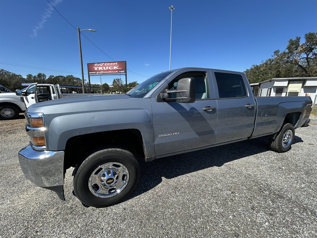 Used 2016 Chevrolet Silverado 2500 W/T RWD image 2