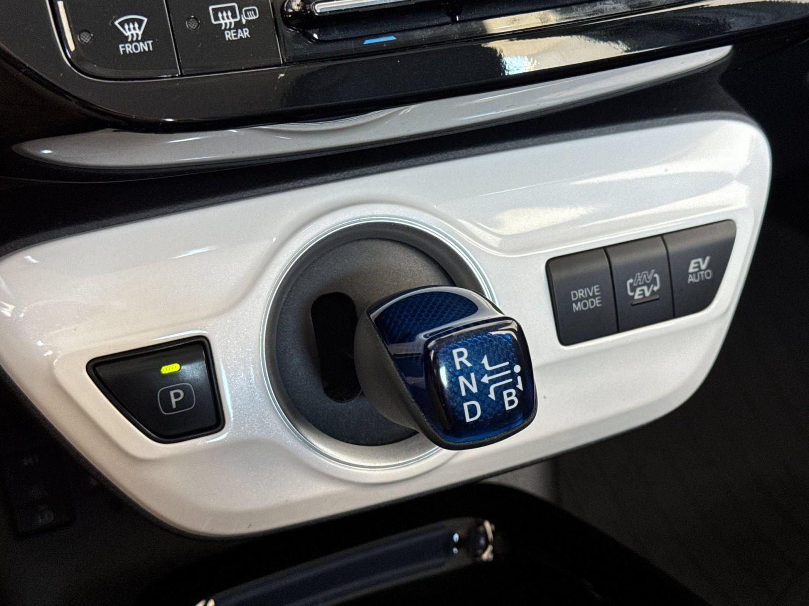 Used 2017 Toyota Prius Prime Plus FWD image 24