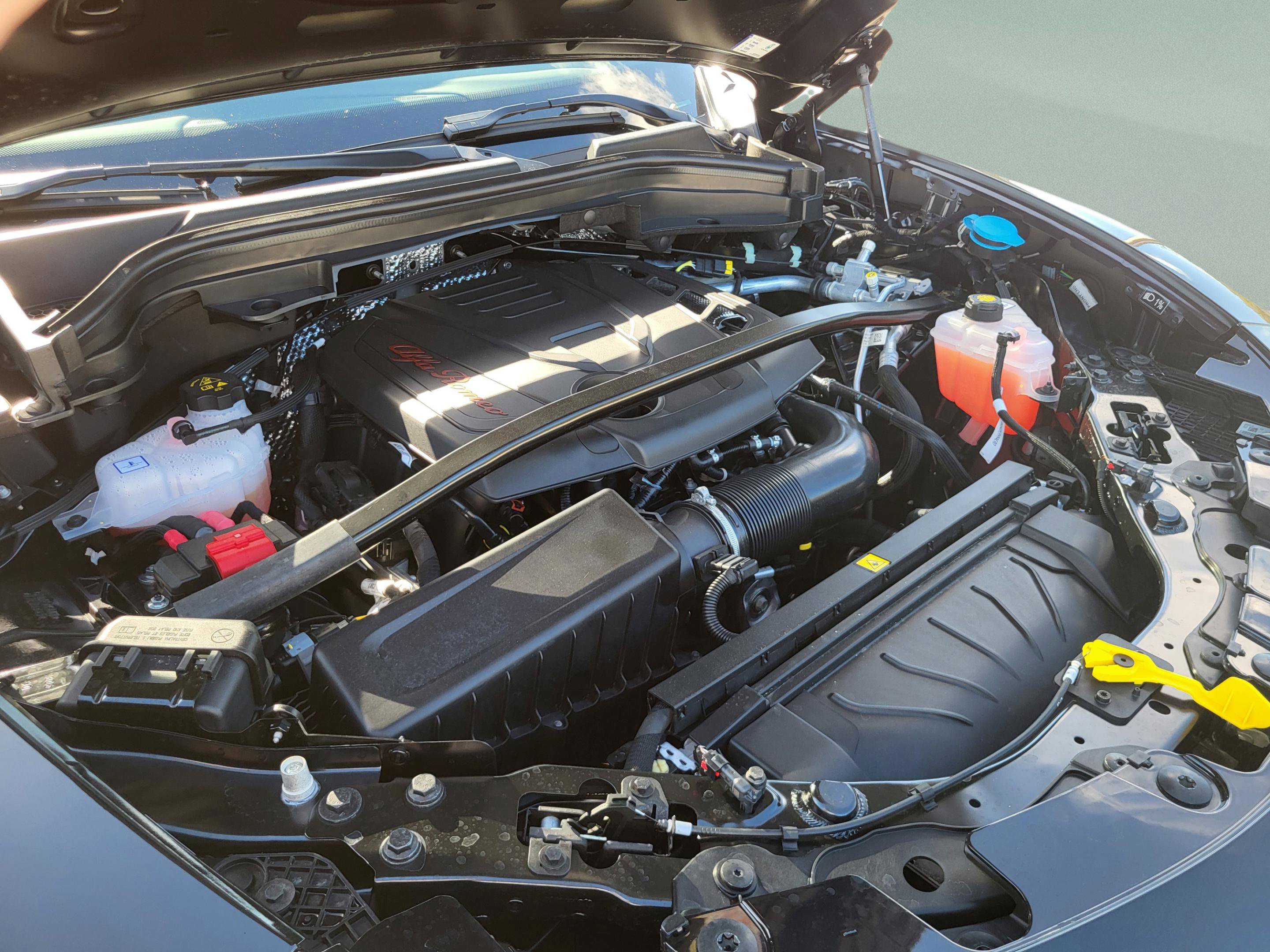 New 2026 Alfa Romeo Stelvio Sprint AWD/4WD image 73